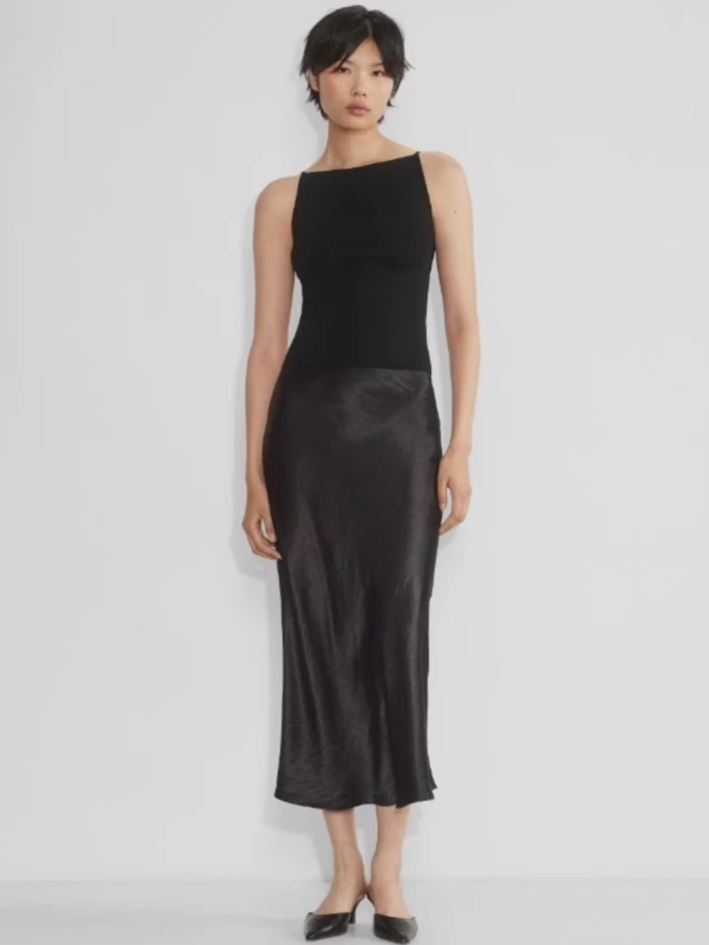 Share Babaton- Slip Satin Maxi Skirt Black Size 6